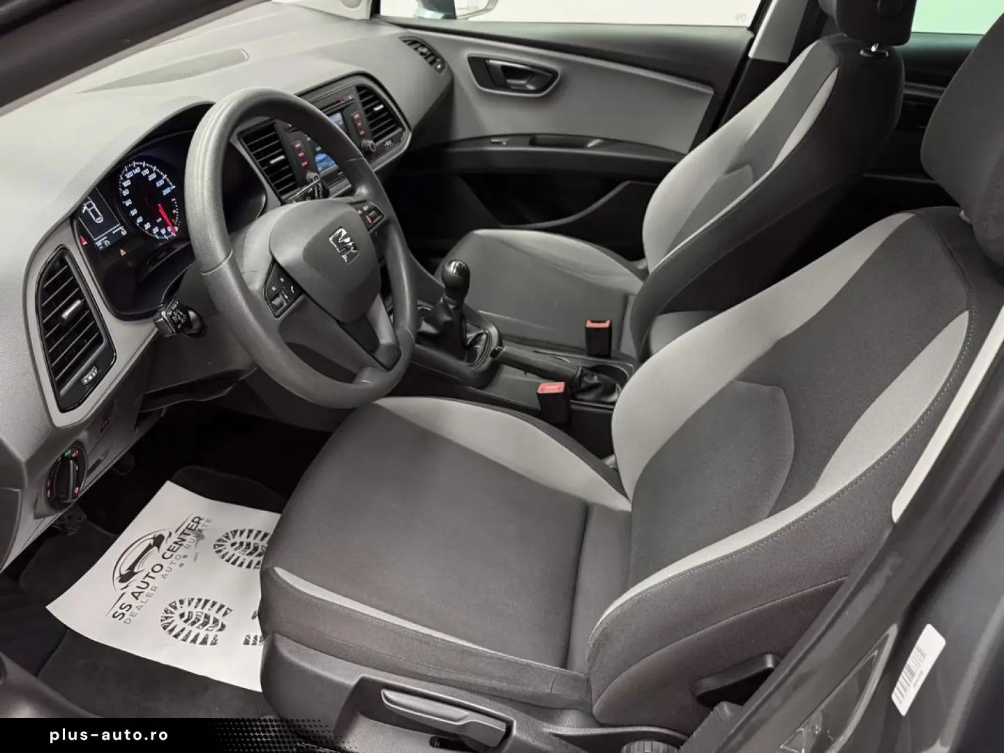 SEAT Leon 2015 — imagine 10
