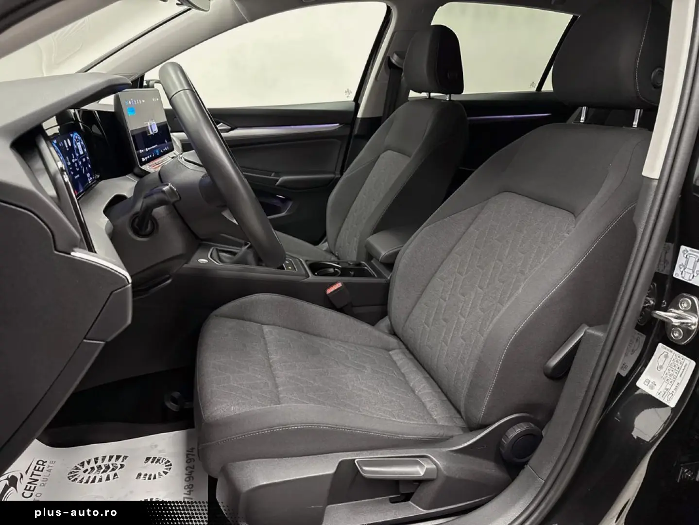 VOLKSWAGEN Golf 2025 — imagine 9
