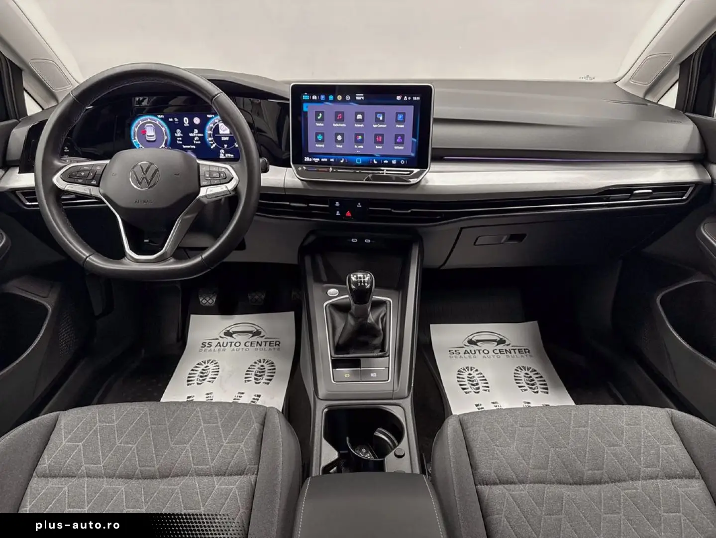 VOLKSWAGEN Golf 2025 — imagine 13