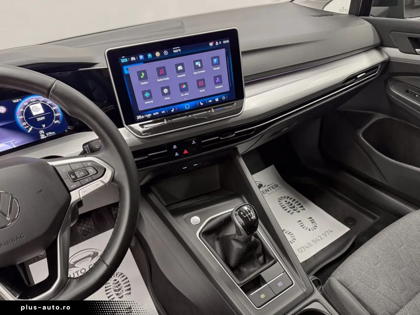VOLKSWAGEN Golf 2025 — imagine 17