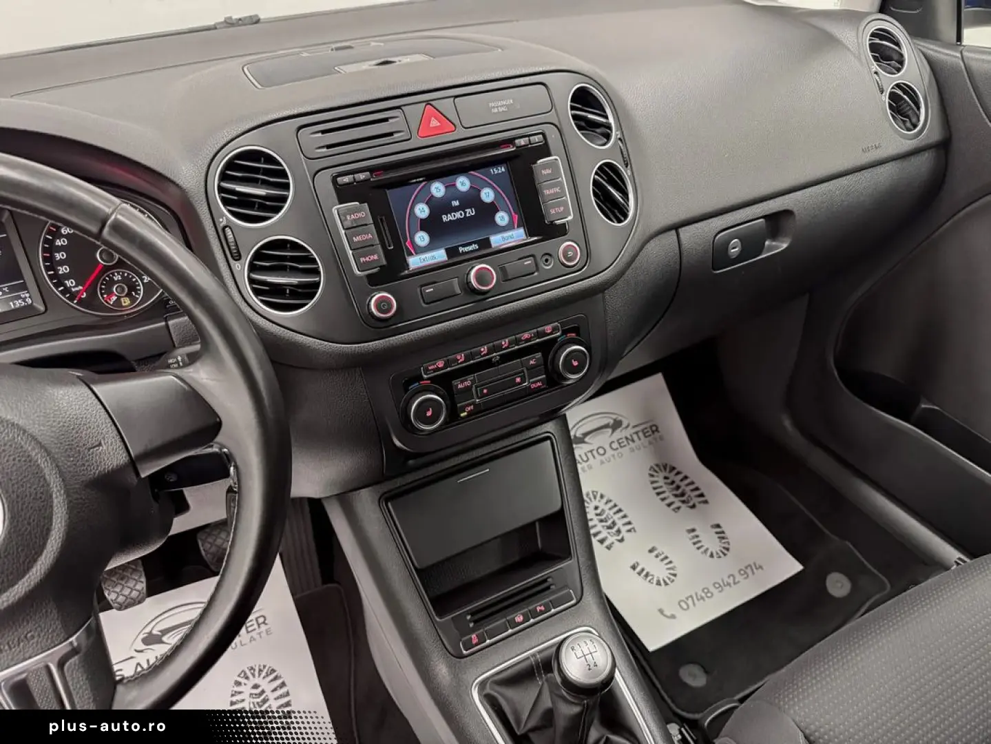 VOLKSWAGEN Golf Plus 2011 — imagine 16