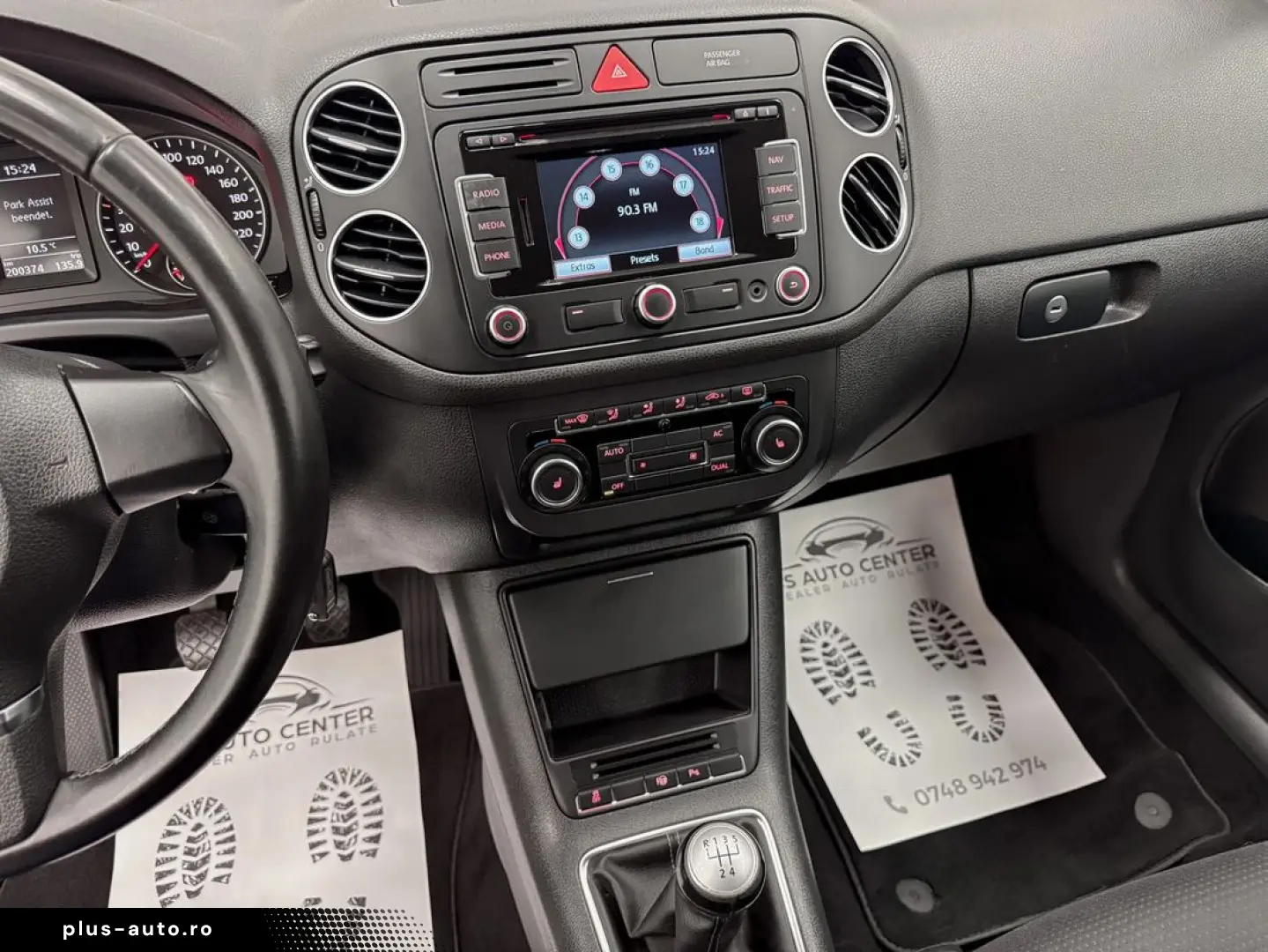 VOLKSWAGEN Golf Plus 2011 — imagine 18