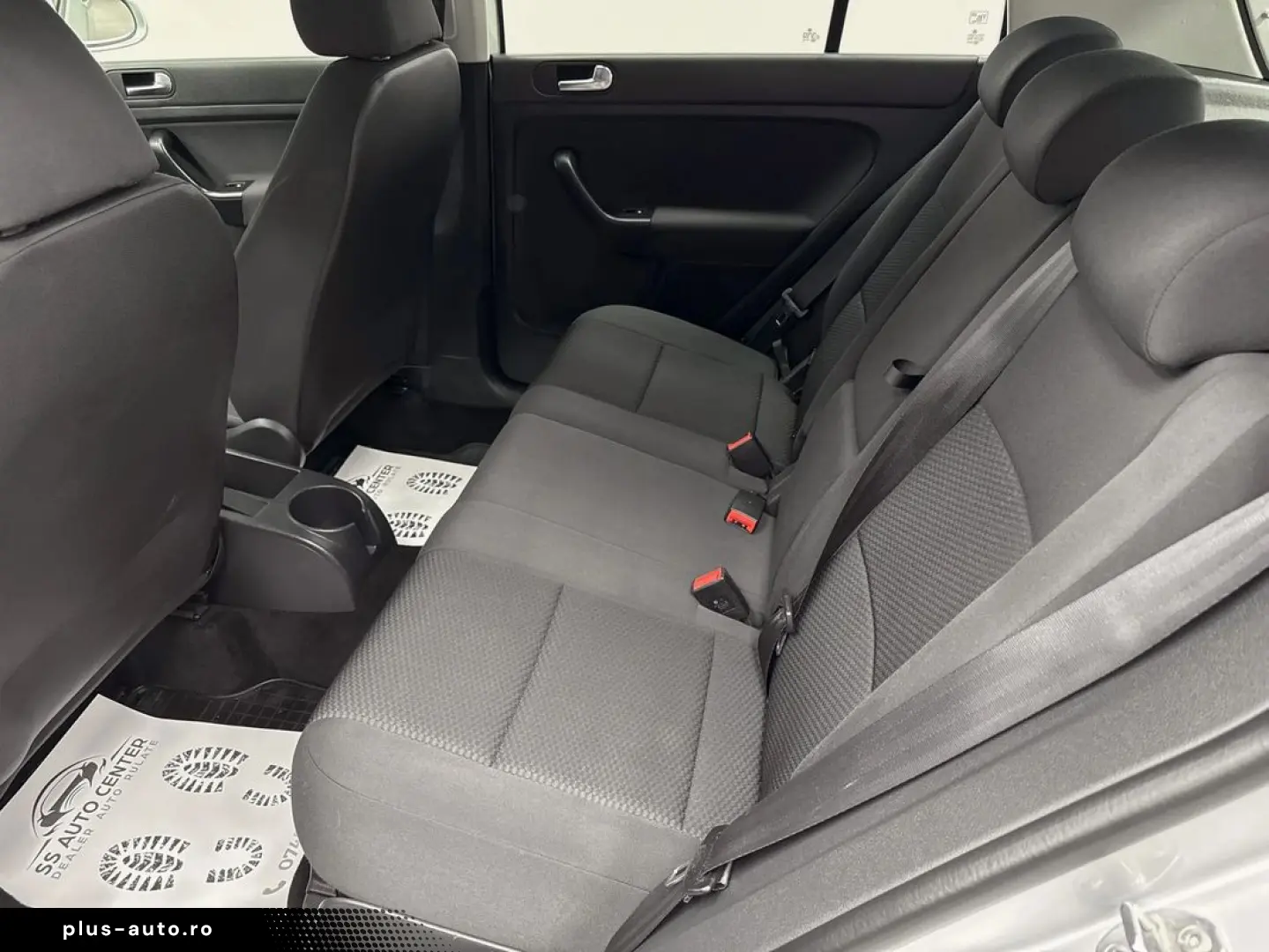 VOLKSWAGEN Golf Plus 2010 — imagine 8
