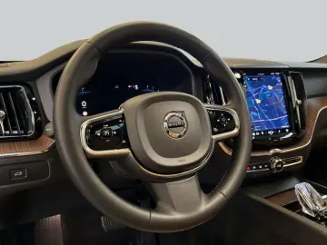 VOLVO XC60 B5 AWD Plus-Dark Belüftete Nappalederpolste