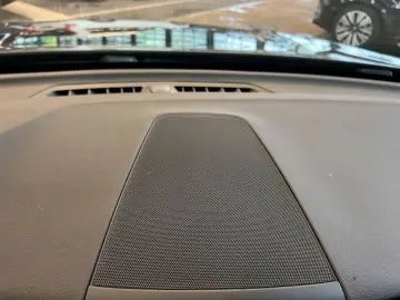 VOLVO XC60 B5 AWD Plus-Dark Belüftete Nappalederpolste