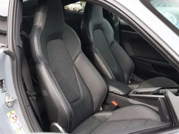 PORSCHE 992 Carrera SPORT-ABGAS BOSE
