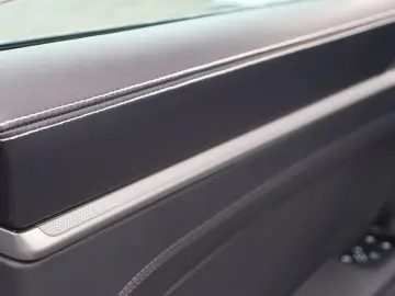 PORSCHE 992 Carrera SPORT-ABGAS BOSE