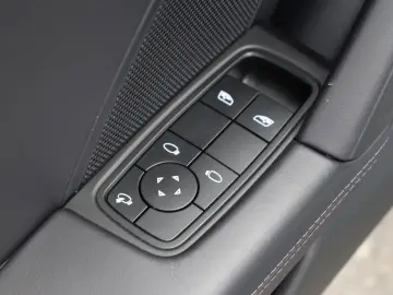 PORSCHE 992 Carrera SPORT-ABGAS BOSE