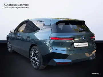 BMW iX M60