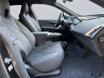 BMW iX M60