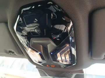 BMW M5 Touring xDrive ICONIC GLOW SITZBELÜFTUNG BOWE