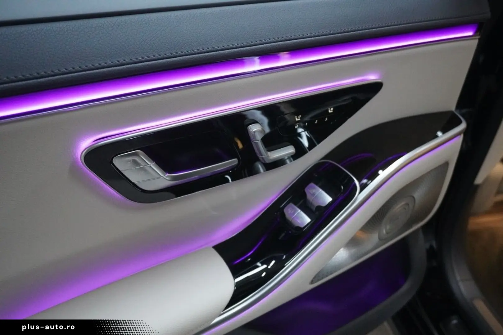 MERCEDES-BENZ S 350 d lang 4M HUD Multibeam Pano Mas&hellip;