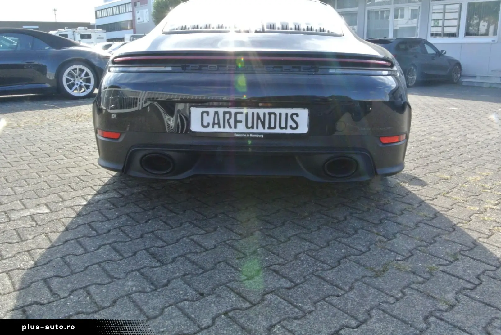 PORSCHE 992 coupe schw schw 21  abgas essd kamera bose