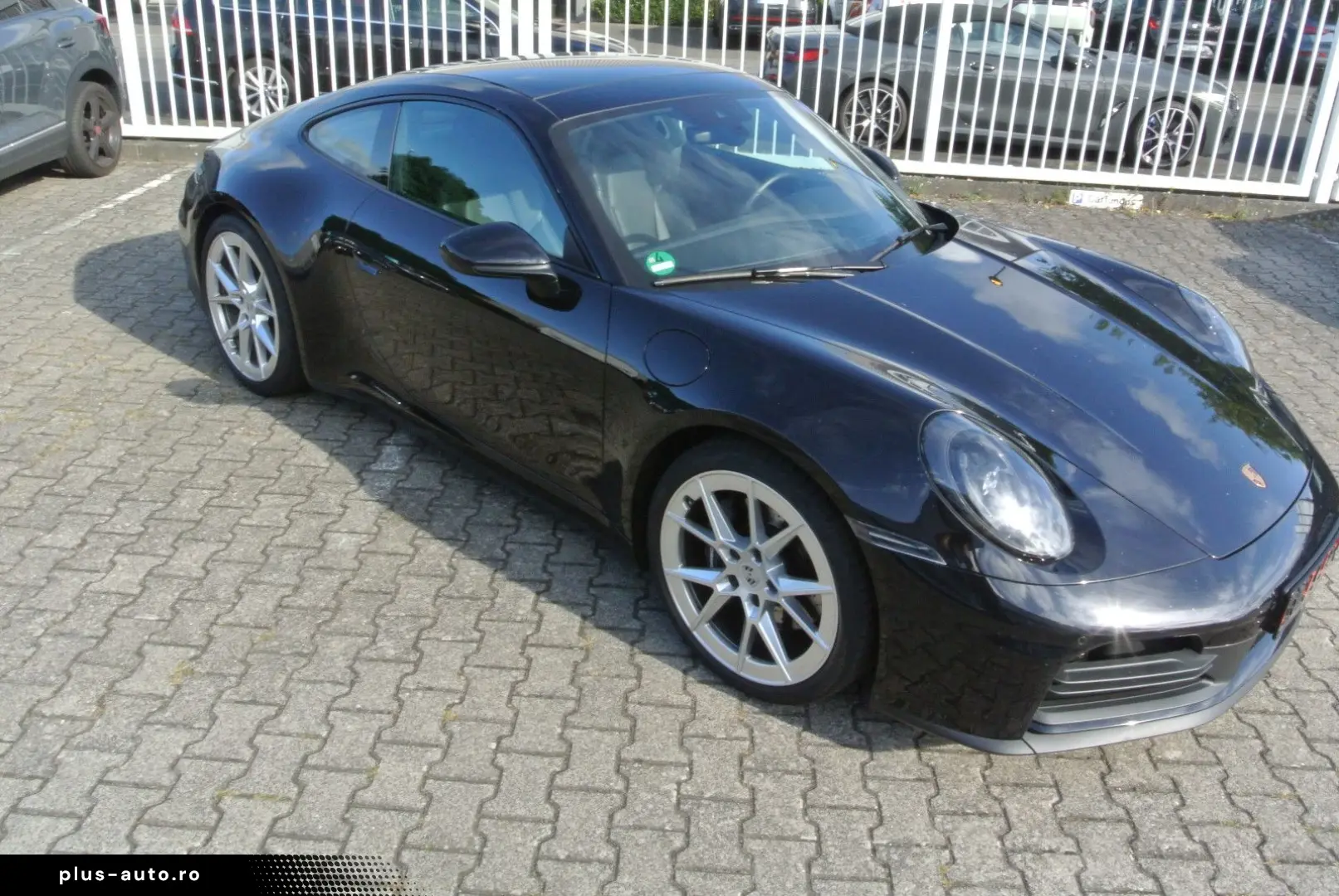 PORSCHE 992 coupe schw schw 21  abgas essd kamera bose