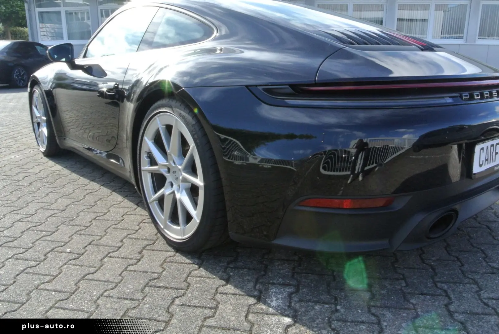 PORSCHE 992 coupe schw schw 21  abgas essd kamera bose