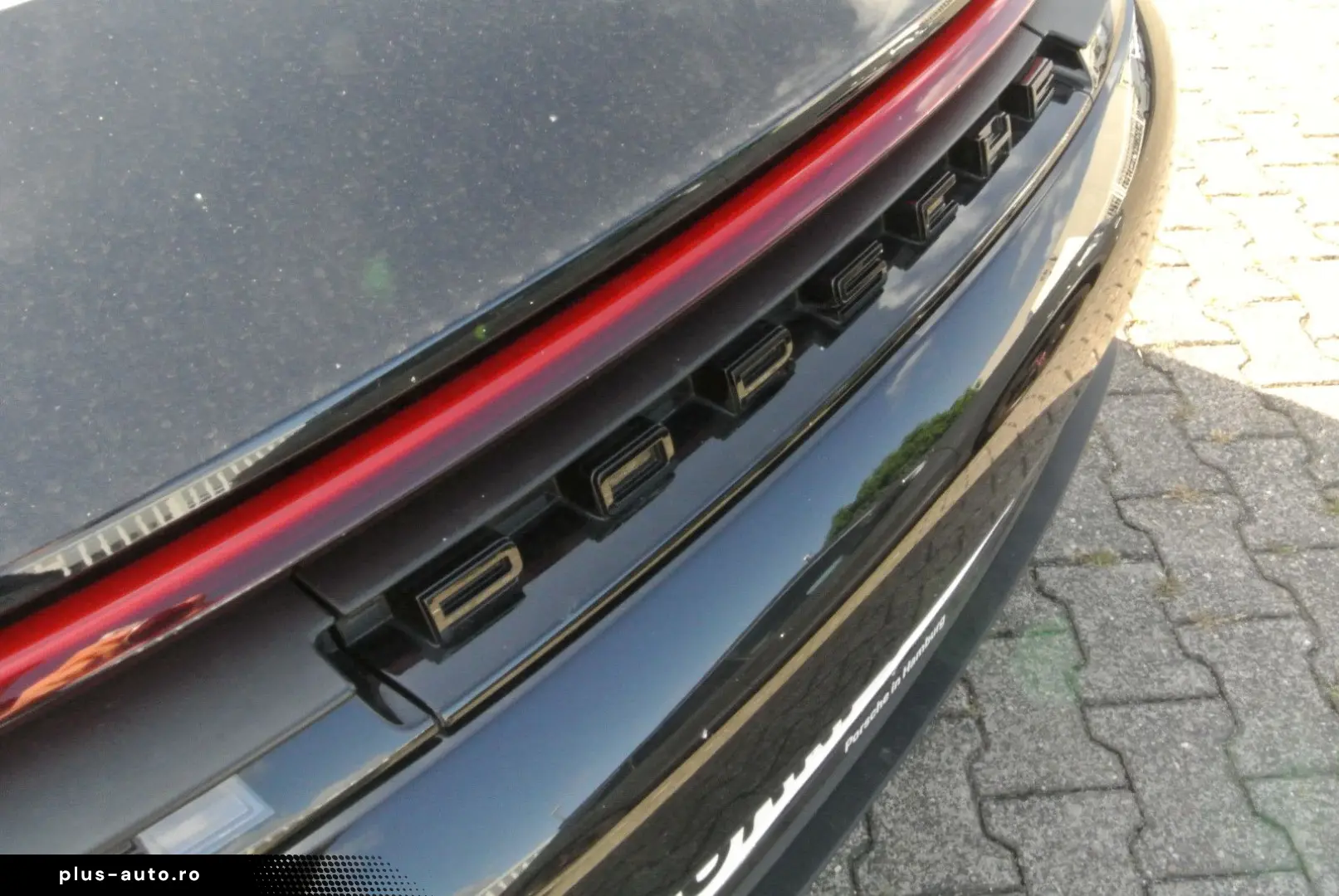 PORSCHE 992 coupe schw schw 21  abgas essd kamera bose