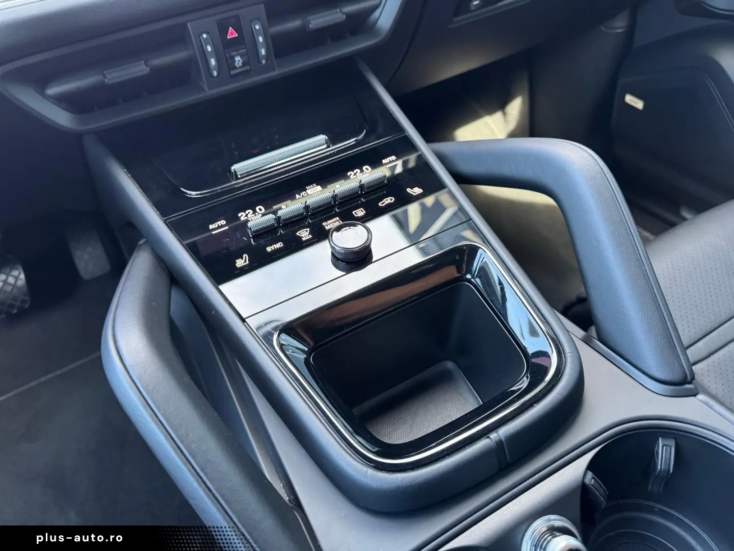 PORSCHE Cayenne Coupe MATRIX PANO BOSE HUD 360 KAM SOFT