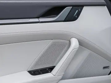 PORSCHE 992 911 Carrera Sportabgas Surround View BOSE