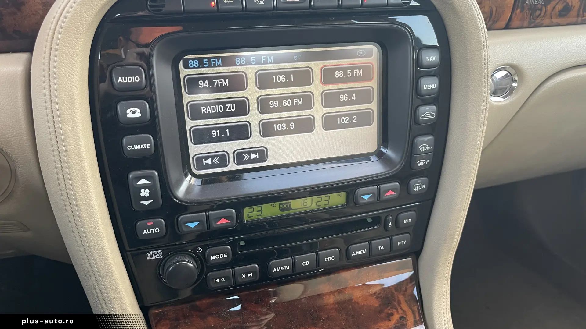 XJ6d