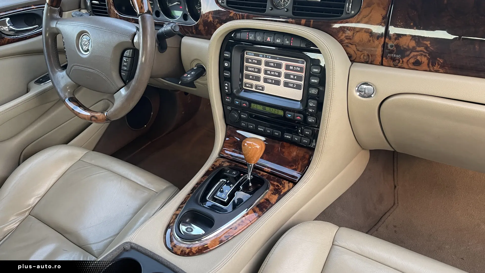XJ6d
