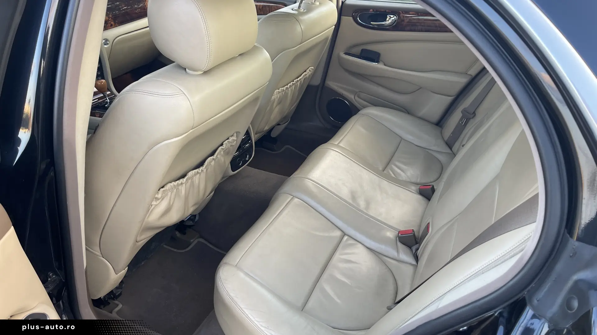 XJ6d