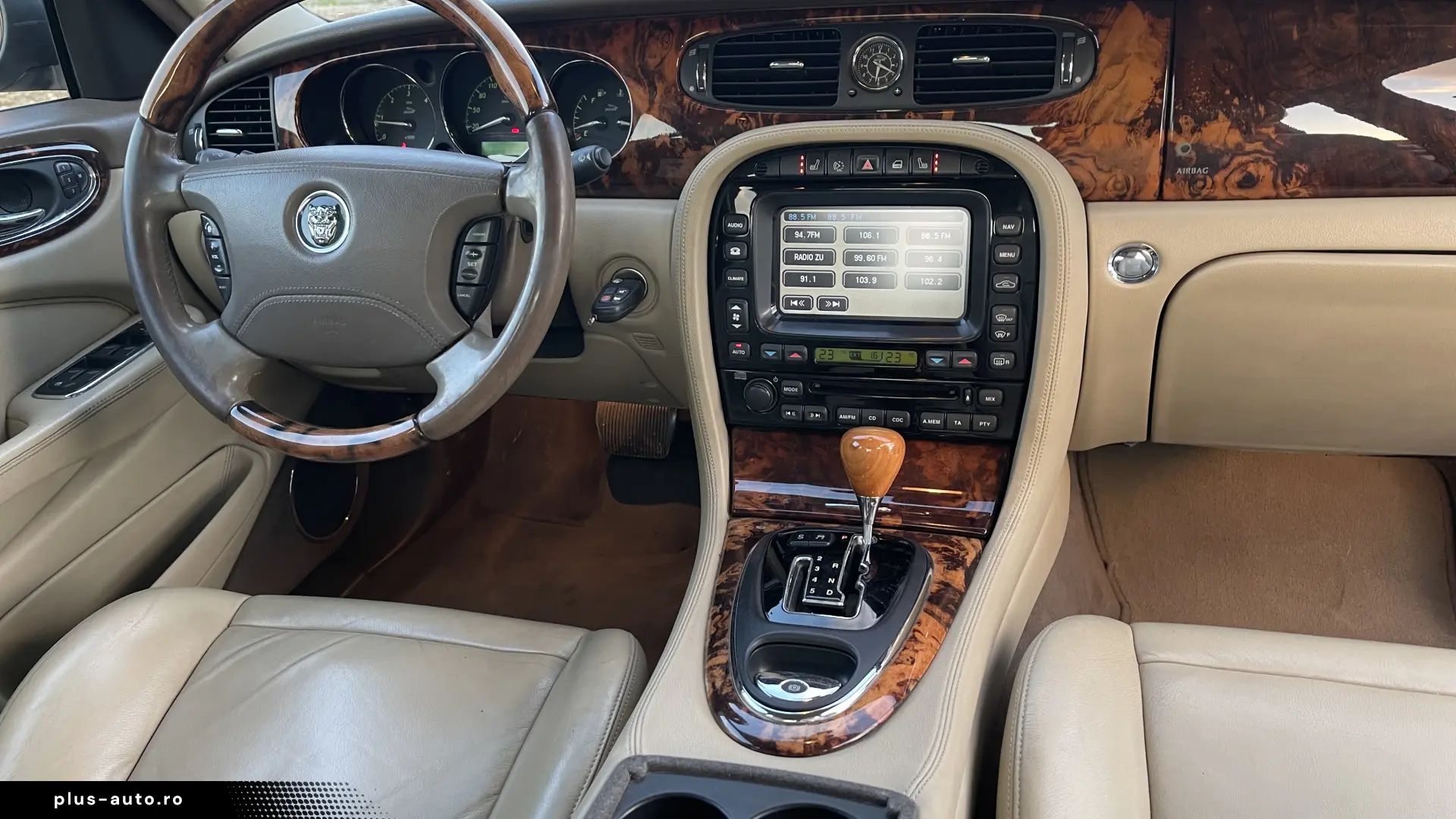 XJ6d
