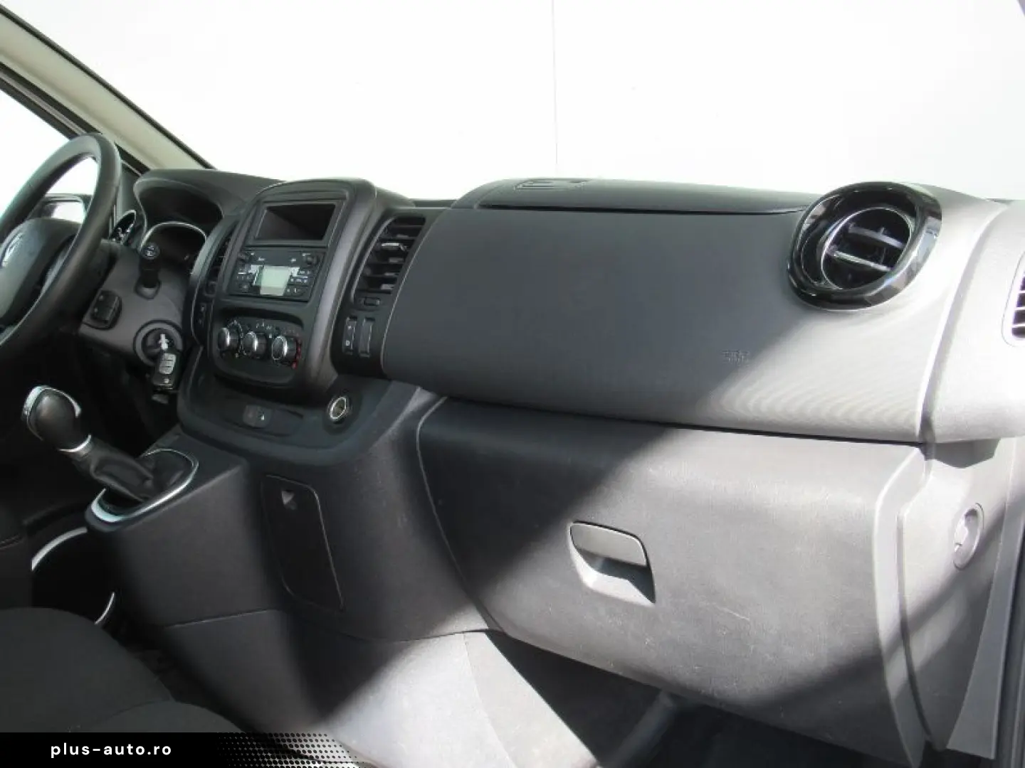 RENAULT TRAFIC 2.0 Blue dCi 145CP L2 Expression Plus