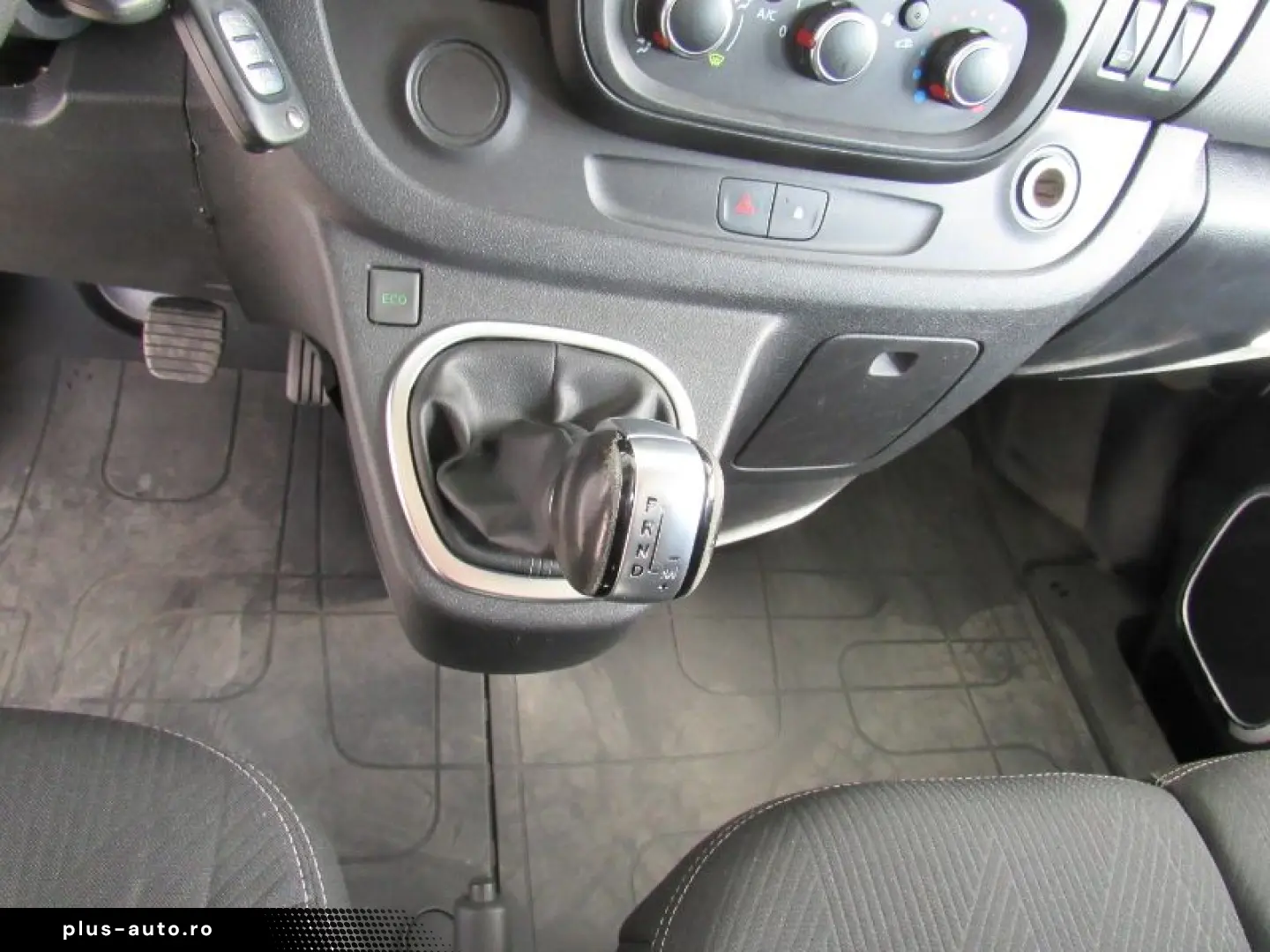 RENAULT TRAFIC 2.0 Blue dCi 145CP L2 Expression Plus