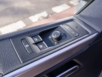 VW T6.1 Multivan Edition 2.0TDI 4M DSG AHK Navi ACC