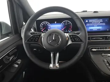 MERCEDES-BENZ V 300 d Avantgarde Lang 4MATIC AMG Ava…