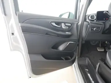 MERCEDES-BENZ V 300 d Avantgarde Lang 4MATIC AMG Ava…
