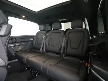 MERCEDES-BENZ V 300 d Avantgarde Lang 4MATIC AMG Ava…