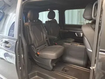 MERCEDES-BENZ V 300 d 4Matic Exclusive lang AMG Pano Night