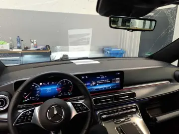 MERCEDES-BENZ V 300 d 4Matic Exclusive lang AMG Pano Night
