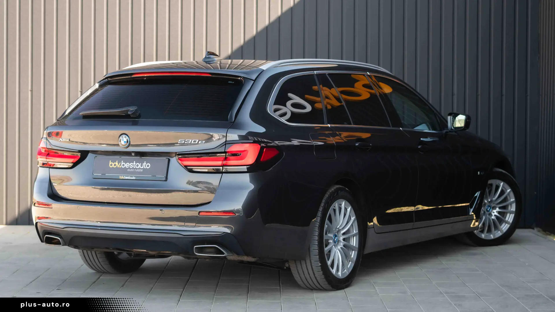 BMW 5 Series 2023 — imagine 5