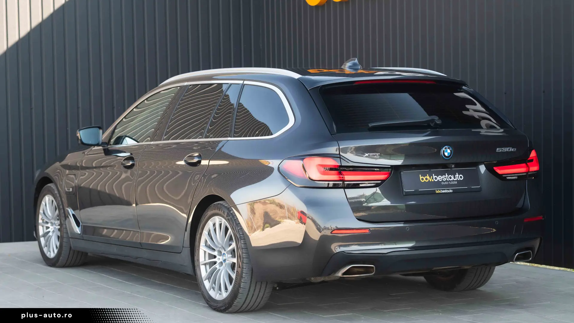 BMW 5 Series 2023 — imagine 39