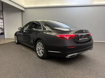 MERCEDES-BENZ S 580e 4M Lang CHAUFFEUR BURM DESIGNO …