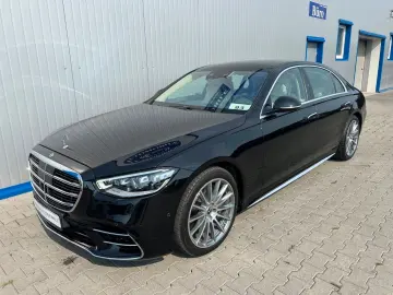 MERCEDES-BENZ S 580 LANG 4M AMG-LINE PANO FOND-ENTER…
