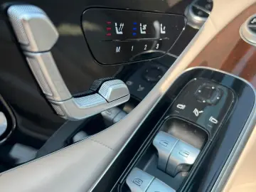 MERCEDES-BENZ S 580 LANG 4M AMG-LINE PANO FOND-ENTER…