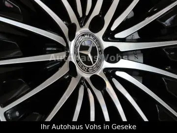 MERCEDES-BENZ CLE 200 Cabrio 4M AMG Prem  LHZ HUD Me…