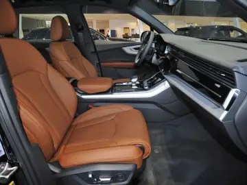 Audi Q7 TDI quattro S line Luftfeder. Pano 360 Kamera