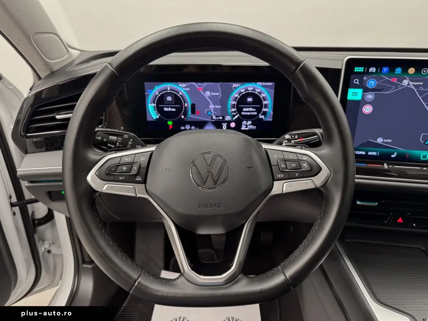 VOLKSWAGEN Passat 2025 — imagine 15