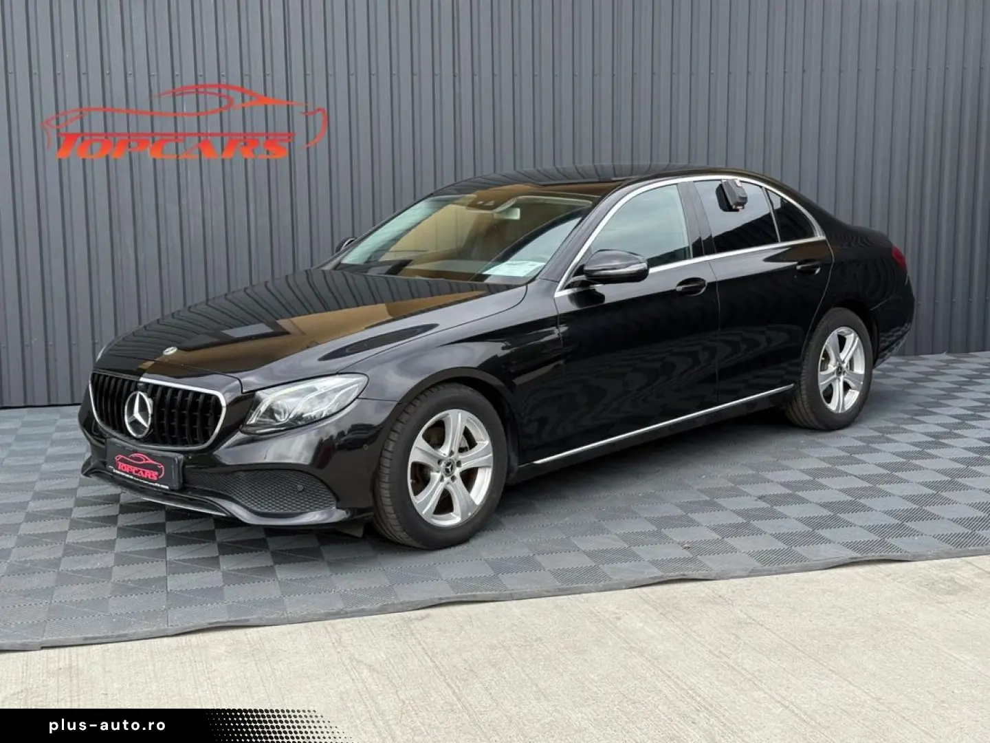 Mercedes-Benz E