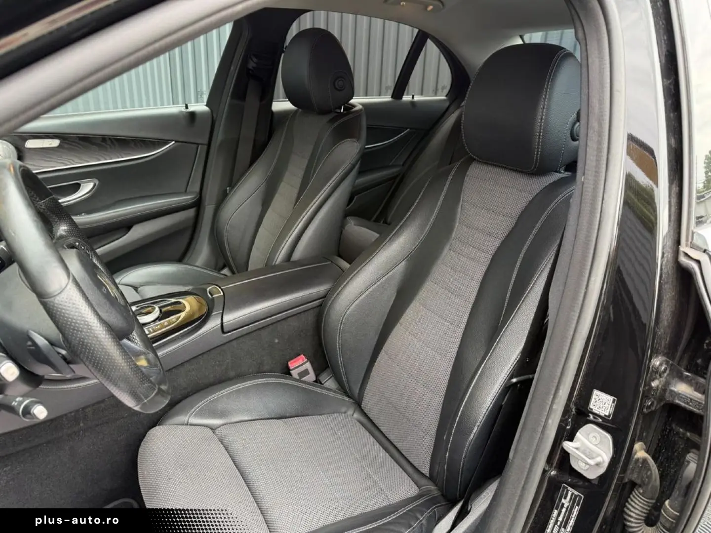 Mercedes-Benz E