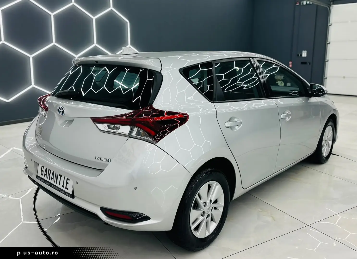 TOYOTA AURIS 2018 1.8i  HYBRID E6 Garantie 12 Luni Rate Avan