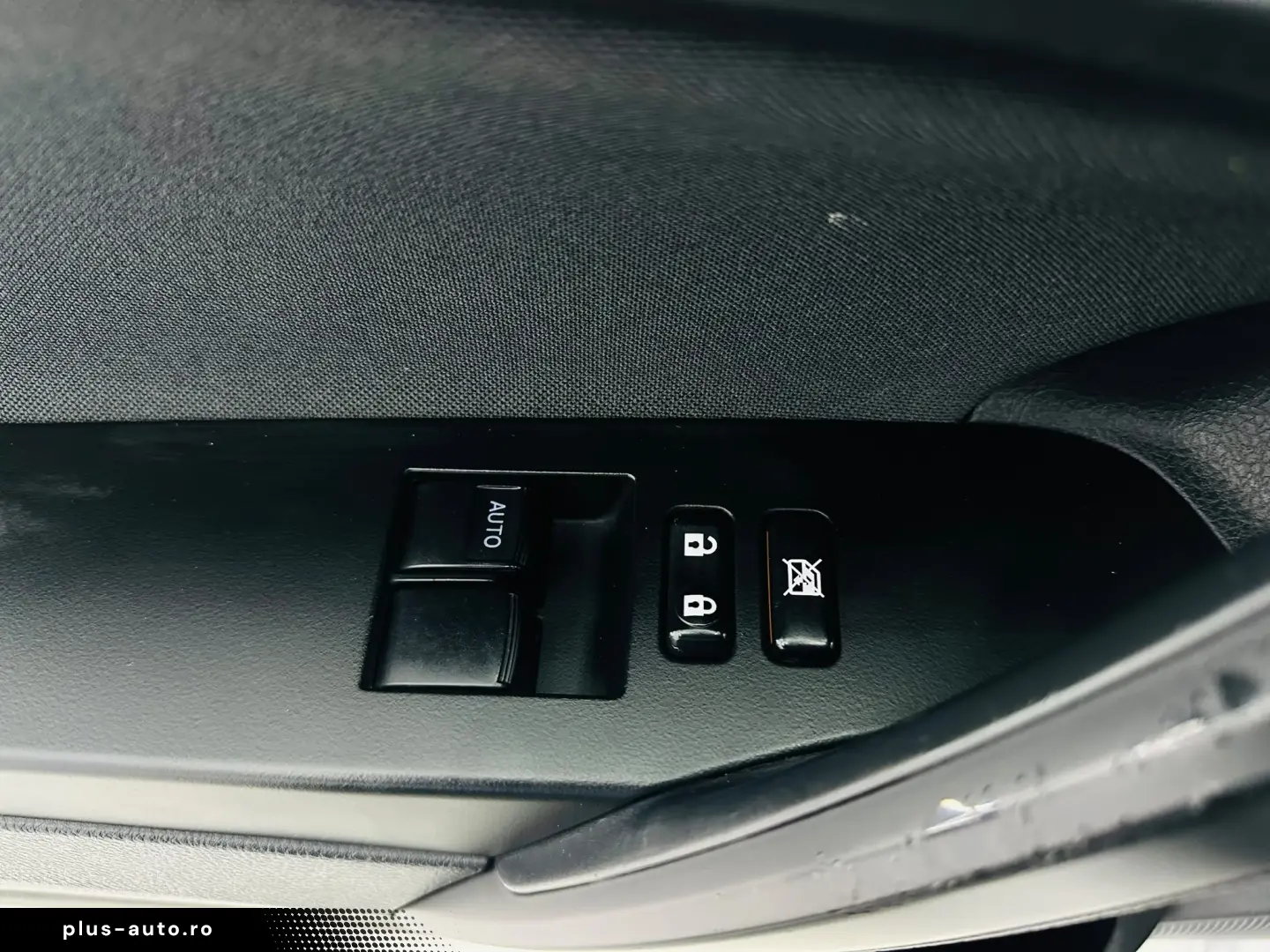 TOYOTA AURIS 2018 1.8i  HYBRID E6 Garantie 12 Luni Rate Avan