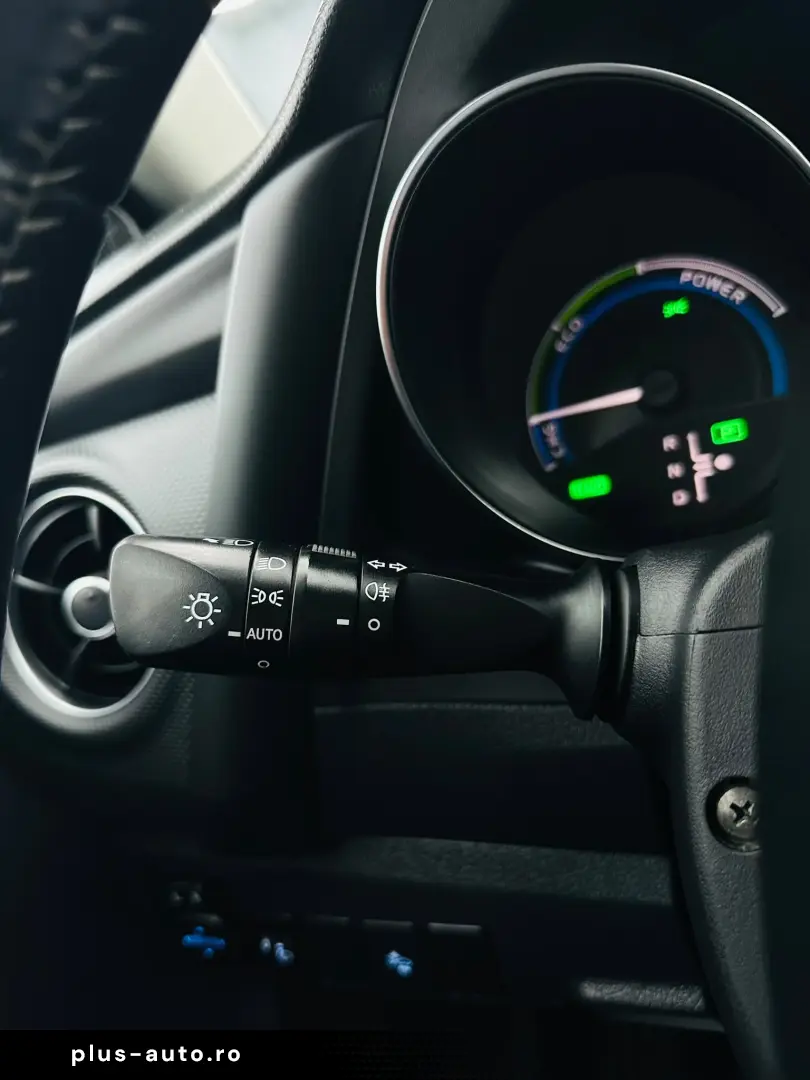 TOYOTA AURIS 2018 1.8i  HYBRID E6 Garantie 12 Luni Rate Avan