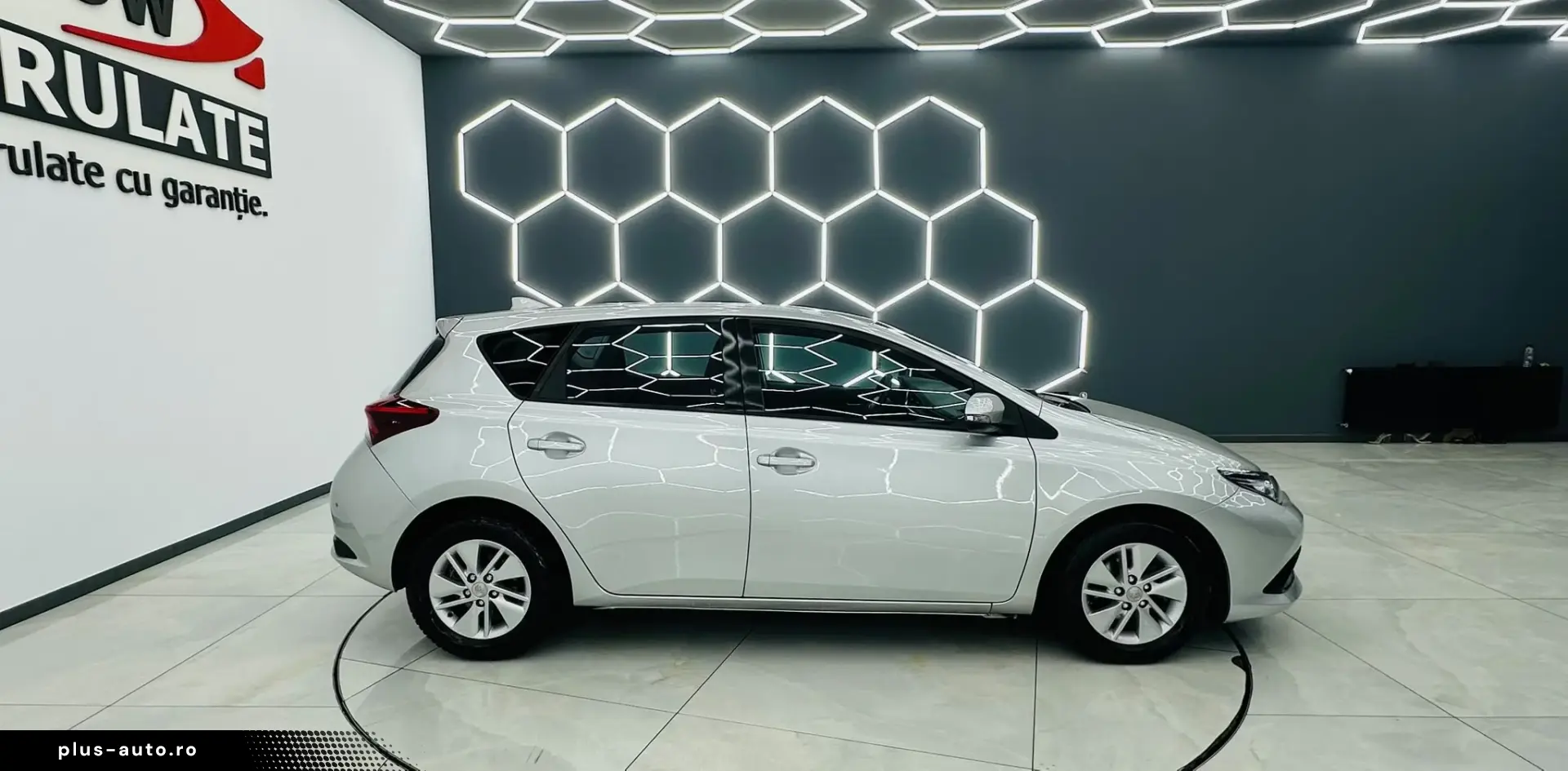 TOYOTA AURIS 2018 1.8i  HYBRID E6 Garantie 12 Luni Rate Avan