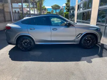 BMW X6 M Competition AKRAPOVIC-SKY LOUGE-