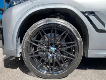 BMW X6 M Competition AKRAPOVIC-SKY LOUGE-